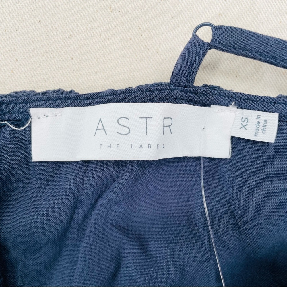 ASTR the label LACE A LINE MIDI DRESS - Picture 9 of 12